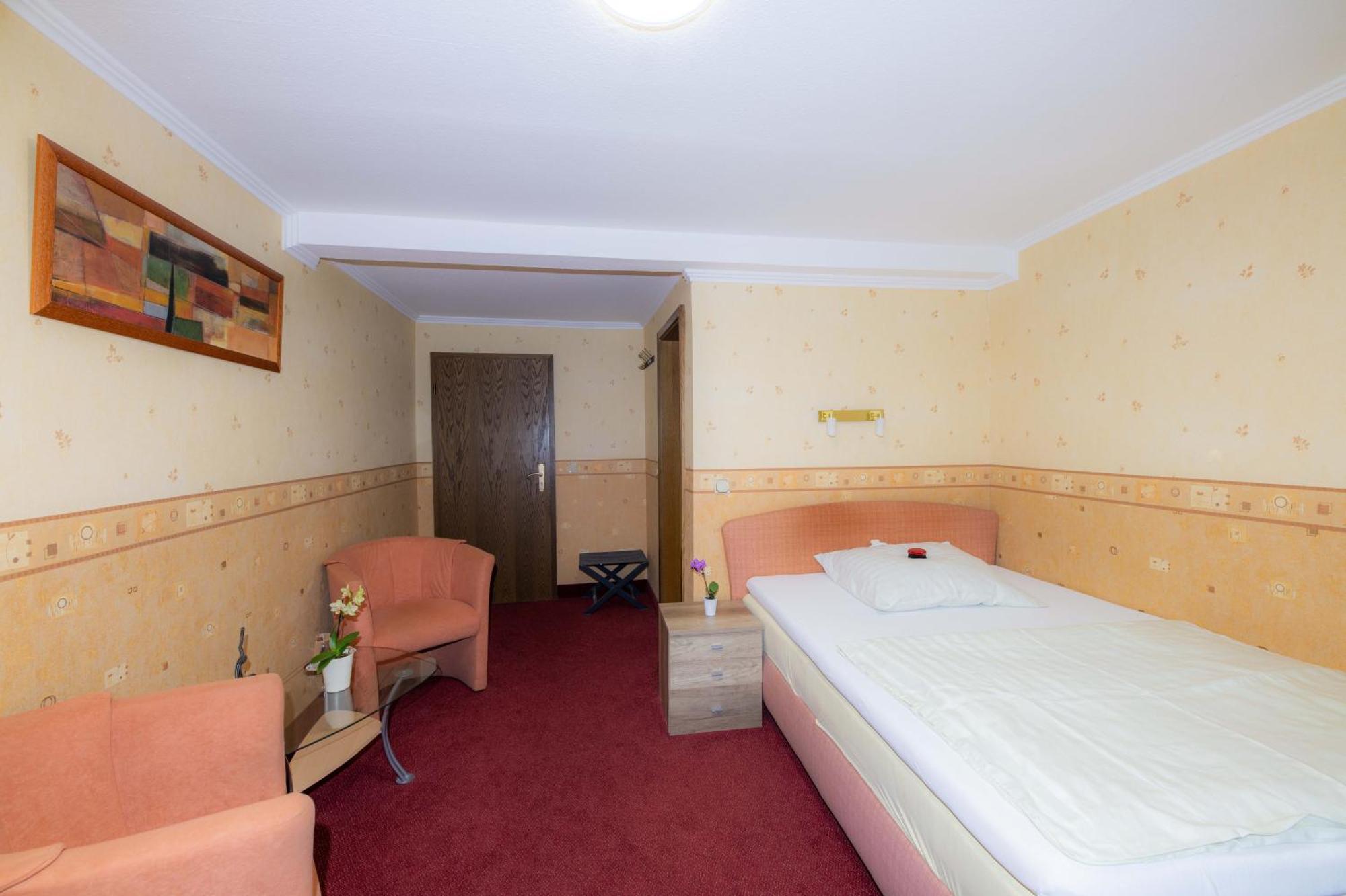 Hotel Am Rathaus Menden Εξωτερικό φωτογραφία