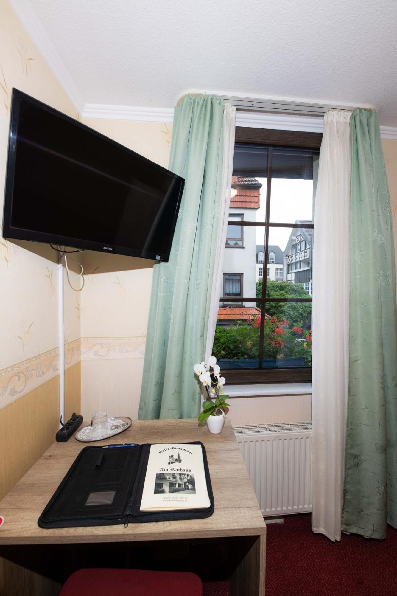 Hotel Am Rathaus Menden Εξωτερικό φωτογραφία