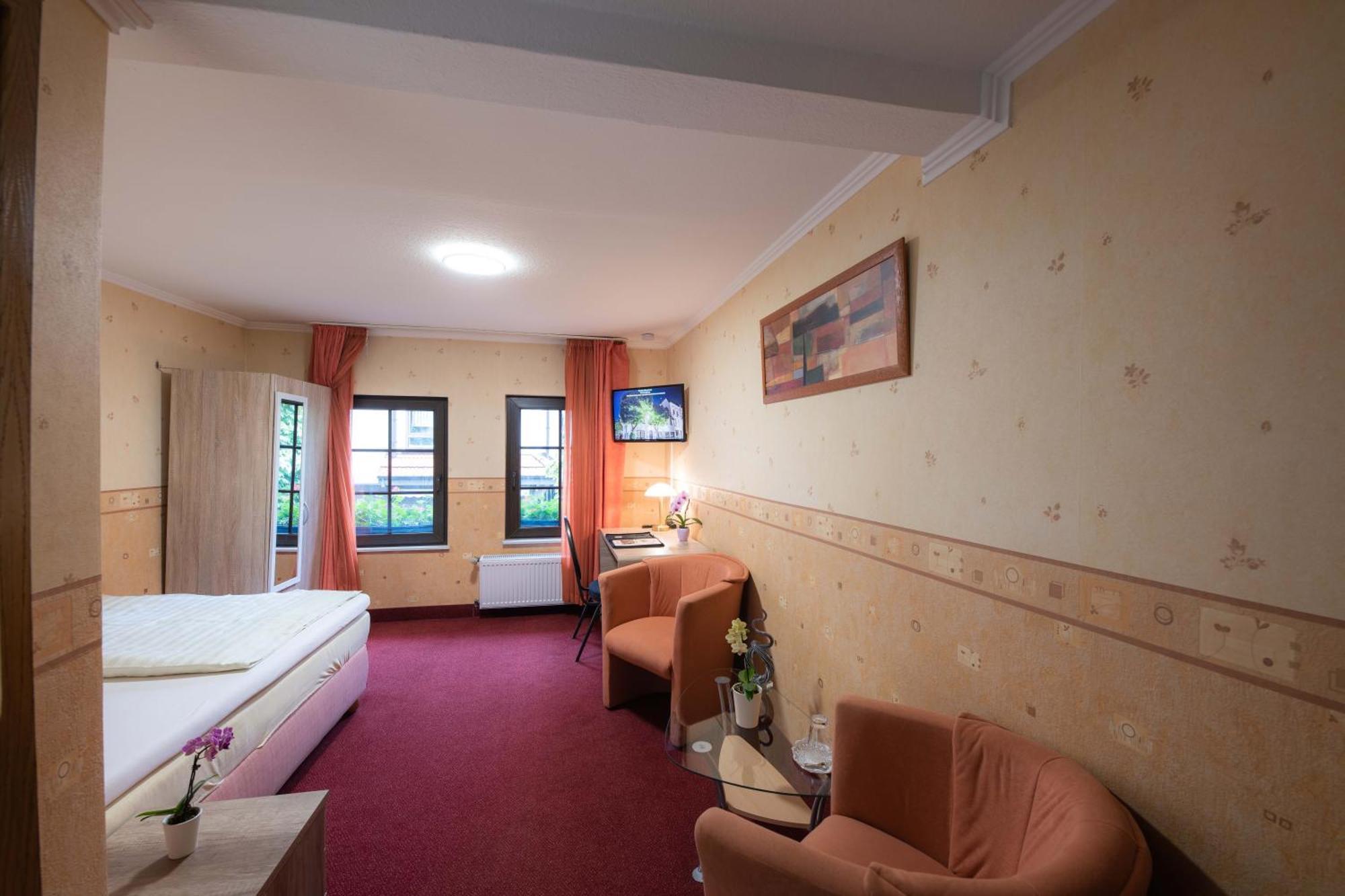 Hotel Am Rathaus Menden Εξωτερικό φωτογραφία