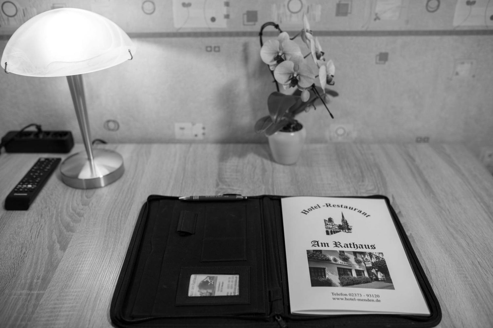 Hotel Am Rathaus Menden Εξωτερικό φωτογραφία